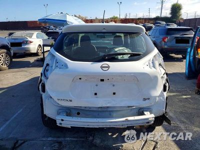 Zdjęcie 6 z 13 samochodu: 2019 NISSAN KICKS SR VIN:3N1CP5CU7KL568078 - miniatura