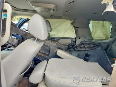 Zdjęcie 11 z 13 samochodu: 2008 CHEVROLET TAHOE C1500 VIN:1GNFC13098R155535 - miniatura