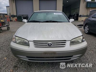 Piąte zdjęcie samochodu w środku: 1999 TOYOTA CAMRY LE VIN:JT2BG22K9X0343746 - miniatura