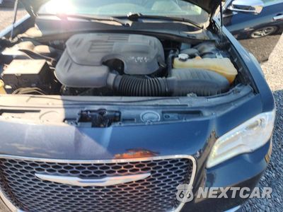 Zdjęcie 11 z 12 samochodu: 2018 CHRYSLER 300 LIMITED VIN:2C3CCAKG4JH160503 - miniatura