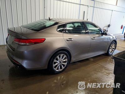 Trzecie zdjęcie samochodu z tyłu: 2017 KIA OPTIMA EX VIN:5XXGU4L34HG143334 - miniatura
