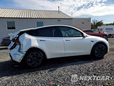 Trzecie zdjęcie samochodu z tyłu: 2024 TESLA MODEL Y VIN:7SAYGDEE2RF161588 - miniatura