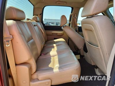 Zdjęcie 10 z 12 samochodu: 2008 GMC SIERRA C1500 VIN:2GTEC13J281125136 - miniatura