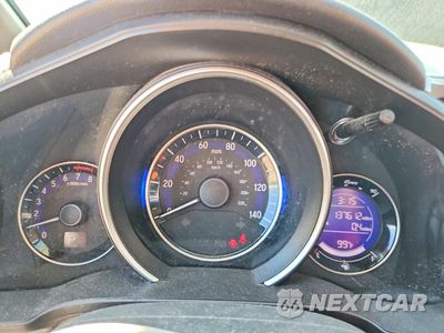 Zdjęcie 9 z 12 samochodu: 2016 HONDA FIT EX VIN:JHMGK5H71GX041969 - miniatura