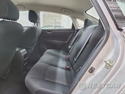 Zdjęcie 10 z 12 samochodu: 2019 NISSAN SENTRA S VIN:3N1AB7AP4KY396500 - miniatura