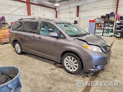 Czwarte zdjęcie samochodu z boku: 2011 TOYOTA SIENNA XLE 7-PASSENGER VIN:5TDDK3DC6BS022957 - miniatura