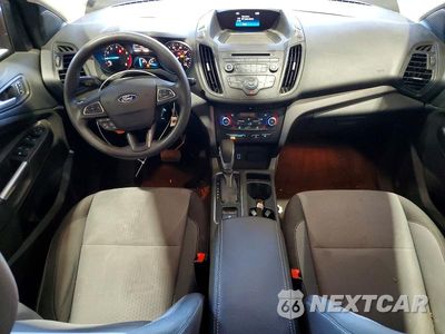 Zdjęcie 8 z 13 samochodu: 2018 FORD ESCAPE SE VIN:1FMCU9GDXJUB53246 - miniatura