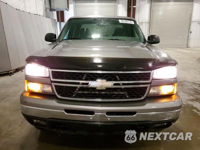 Piąte zdjęcie samochodu w środku: 2006 CHEVROLET SILVERADO K1500 VIN:2GCEK13Z961308037 - miniatura