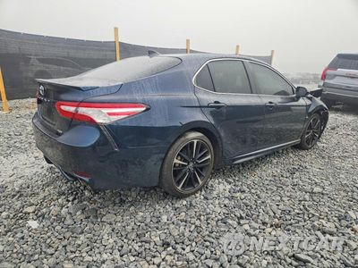 Trzecie zdjęcie samochodu z tyłu: 2020 TOYOTA CAMRY XSE VIN:4T1K61AK0LU991349 - miniatura