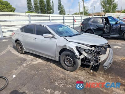 Czwarte zdjęcie samochodu z boku: 2013 NISSAN ALTIMA 2.5 VIN:1N4AL3AP2DC180973 - miniatura