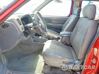 Zdjęcie 7 z 14 samochodu: 2001 NISSAN FRONTIER XE VIN:1N6ED27T01C351249 - miniatura