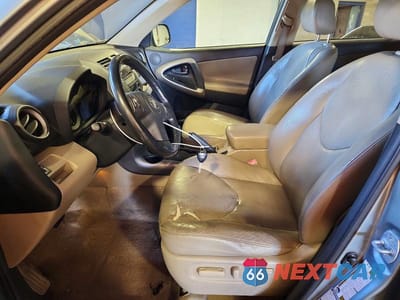 Zdjęcie 7 z 13 samochodu: 2008 TOYOTA RAV4 LIMITED VIN:JTMBK31V286047182 - miniatura