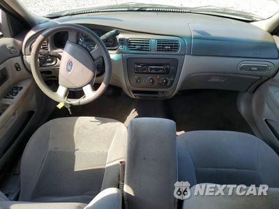 Zdjęcie 8 z 12 samochodu: 2004 FORD TAURUS SES VIN:1FAFP55U84G171225 - miniatura