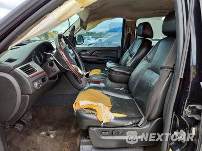 Zdjęcie 7 z 13 samochodu: 2009 CADILLAC ESCALADE ESV VIN:1GYFK16279R193446 - miniatura