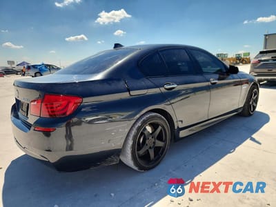 Trzecie zdjęcie samochodu z tyłu: 2012 BMW 528 I VIN:WBAXG5C58CDW24668 - miniatura