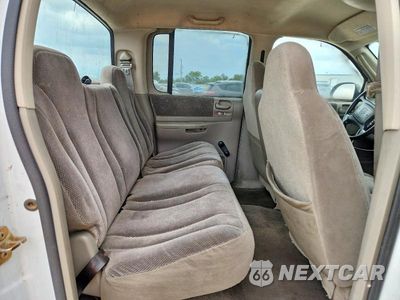Zdjęcie 10 z 12 samochodu: 2002 DODGE DAKOTA QUAD SPORT VIN:1B7HG38N72S659166 - miniatura
