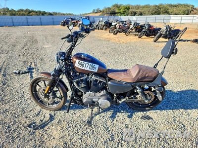 Trzecie zdjęcie samochodu z tyłu: 2019 HARLEY-DAVIDSON XL883 N VIN:1HD4LE236KC431844 - miniatura