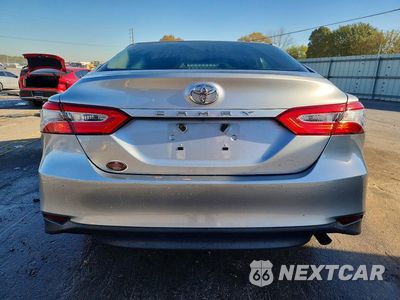 Zdjęcie 6 z 12 samochodu: 2018 TOYOTA CAMRY L VIN:4T1B11HKXJU535733 - miniatura