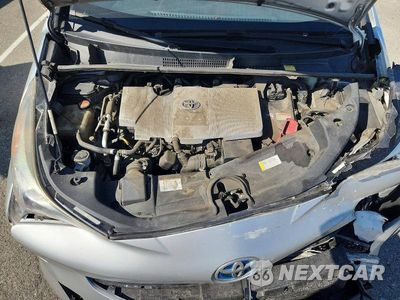 Zdjęcie 11 z 12 samochodu: 2016 TOYOTA PRIUS TWO VIN:JTDKBRFU3G3005574 - miniatura