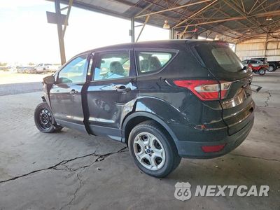 Drugie zdjęcie samochodu z przodu: 2017 FORD ESCAPE S VIN:1FMCU0F74HUE95597 - miniatura