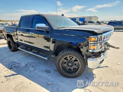 Czwarte zdjęcie samochodu z boku: 2015 CHEVROLET SILVERADO VIN:3GCUKSEJ8FG492483 - miniatura