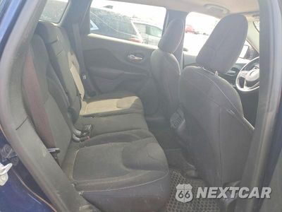 Zdjęcie 11 z 13 samochodu: 2016 JEEP CHEROKEE LATITUDE VIN:1C4PJMCB8GW366540 - miniatura