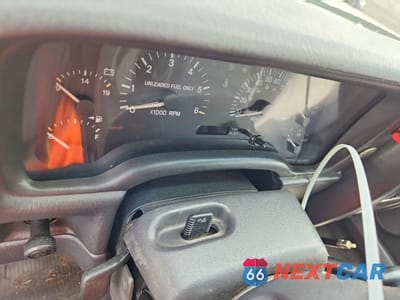 Zdjęcie 9 z 12 samochodu: 2000 JEEP CHEROKEE SE VIN:1J4FT28S2YL243705 - miniatura