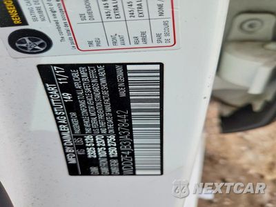 Zdjęcie 13 z 13 samochodu: 2018 MERCEDES-BENZ E 300 VIN:WDDZF4JB3JA378442 - miniatura