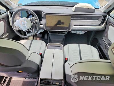 Zdjęcie 8 z 13 samochodu: 2026 RIVIAN R1S ADVENTURE VIN:7PDSGFBA7TN088011 - miniatura