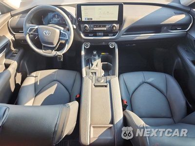 Zdjęcie 8 z 13 samochodu: 2026 TOYOTA GRAND HIGHLANDER XLE VIN:5TDAAAA55TS036723 - miniatura