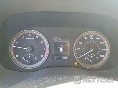 Zdjęcie 9 z 12 samochodu: 2018 HYUNDAI TUCSON SE VIN:KM8J2CA45JU824423 - miniatura