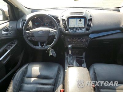Zdjęcie 8 z 13 samochodu: 2017 FORD ESCAPE TITANIUM VIN:1FMCU0JD7HUC63458 - miniatura