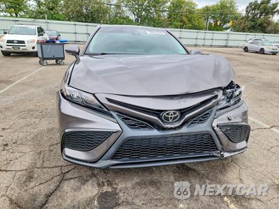 Piąte zdjęcie samochodu w środku: 2023 TOYOTA CAMRY SE VIN:4T1S11AK0PU786182 - miniatura