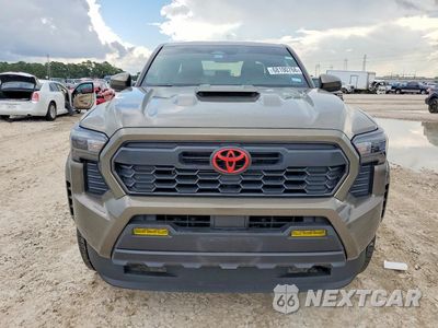 Piąte zdjęcie samochodu w środku: 2024 TOYOTA TACOMA TRD SPORT VIN:3TYLB5JN3RT025570 - miniatura
