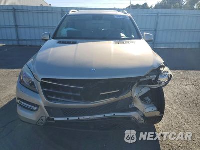 Piąte zdjęcie samochodu w środku: 2013 MERCEDES-BENZ ML 350 4MATIC VIN:4JGDA5HB4DA109557 - miniatura