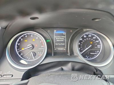 Zdjęcie 9 z 12 samochodu: 2018 TOYOTA CAMRY SE VIN:4T1B11HK7JU070277 - miniatura