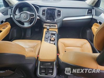 Zdjęcie 8 z 13 samochodu: 2016 VOLVO XC90 T6 VIN:YV4A22PK9G1063956 - miniatura