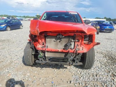 Piąte zdjęcie samochodu w środku: 2016 TOYOTA TACOMA SR5 V6 VIN:3TMAZ5CN0GM020531 - miniatura