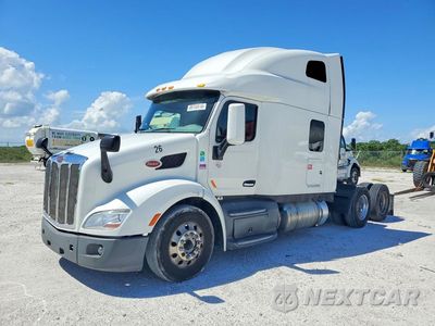 2022 PETERBILT 579 SEMI TRUCK 1XPBDP9X8ND789910 - główne zdjęcie licytacji z USA - miniatura
