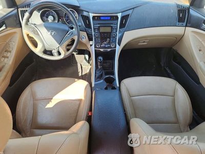 Zdjęcie 8 z 12 samochodu: 2013 HYUNDAI SONATA LIMITED VIN:5NPEC4AC3DH512731 - miniatura