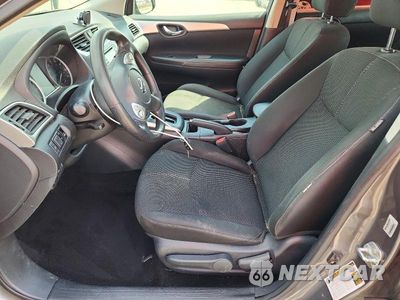 Zdjęcie 7 z 12 samochodu: 2018 NISSAN SENTRA S VIN:3N1AB7AP0JY305706 - miniatura