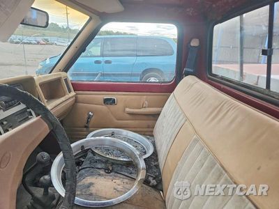 Zdjęcie 7 z 12 samochodu: 1984 FORD RANGER VIN:1FTCR11A3EUD69810 - miniatura