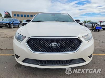 Piąte zdjęcie samochodu w środku: 2017 FORD TAURUS SHO VIN:1FAHP2KTXHG103467 - miniatura