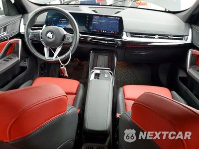 Zdjęcie 8 z 12 samochodu: 2024 BMW X1 XDRIVE28I VIN:WBX73EF05R5Z31543 - miniatura