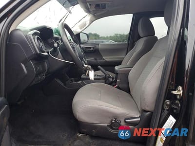 Zdjęcie 7 z 13 samochodu: 2020 TOYOTA TACOMA SR VIN:5TFRX5GN6LX179268 - miniatura