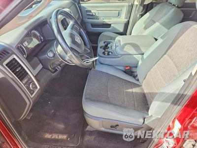 Zdjęcie 7 z 12 samochodu: 2017 RAM 1500 SLT VIN:3C6RR7LT4HG659578 - miniatura