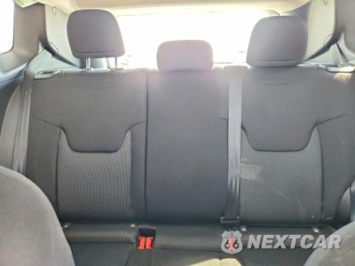 Zdjęcie 10 z 13 samochodu: 2019 JEEP RENEGADE SPORT VIN:ZACNJAAB9KPK91374 - miniatura