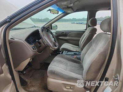 Zdjęcie 7 z 13 samochodu: 2002 TOYOTA SIENNA LE VIN:4T3ZF13C82U493524 - miniatura