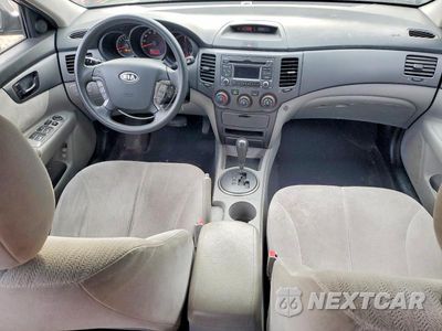 Zdjęcie 8 z 12 samochodu: 2009 KIA OPTIMA LX VIN:KNAGE228295337605 - miniatura