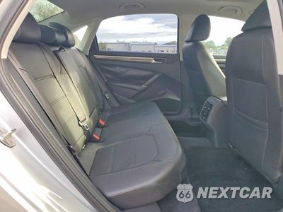Zdjęcie 10 z 12 samochodu: 2016 VOLKSWAGEN PASSAT SE VIN:1VWBT7A38GC025574 - miniatura